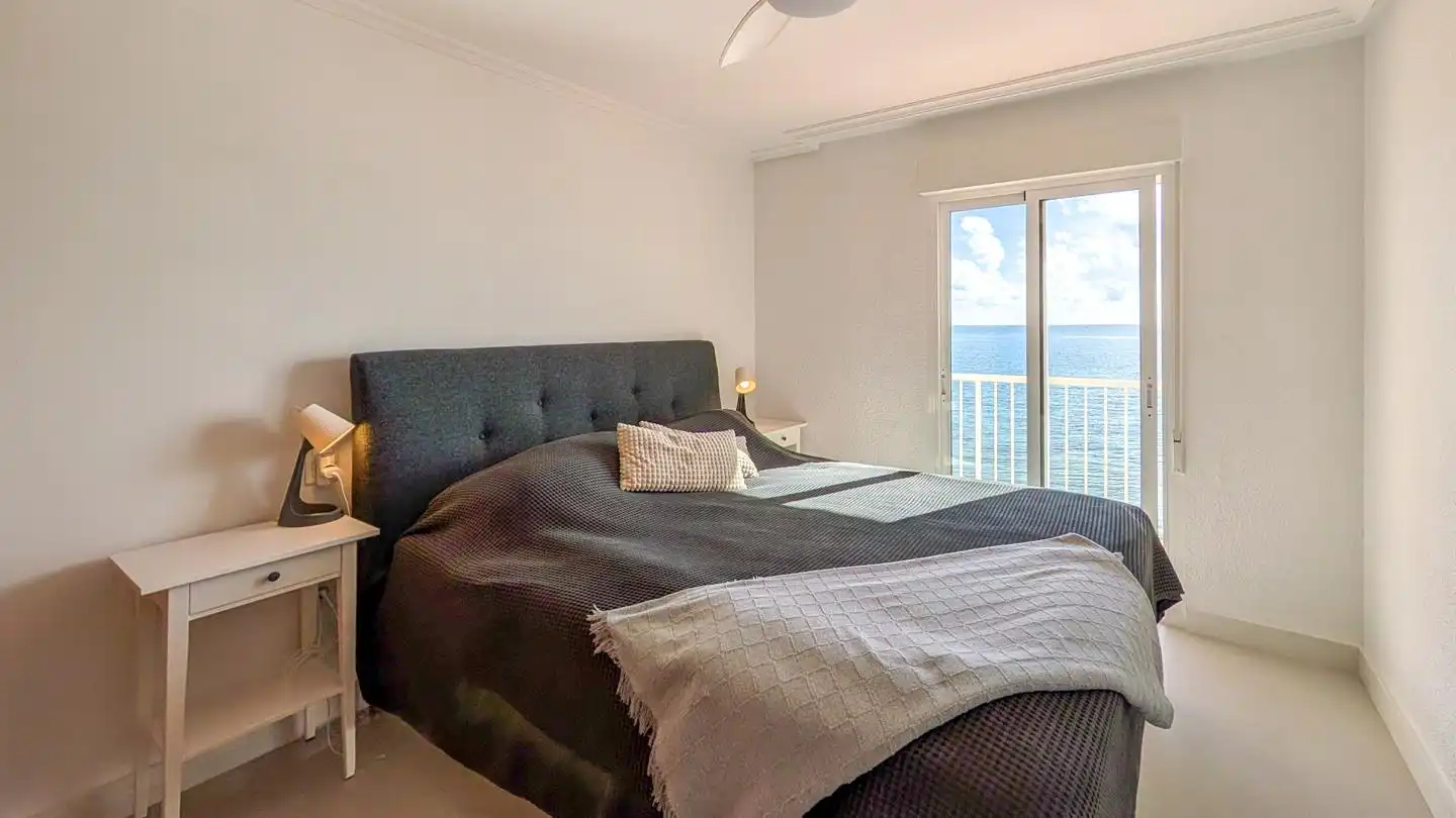 Schlafzimmer von Wohnung zum Verkauf in Santa Pola mit Klimaanlage und Terrasse