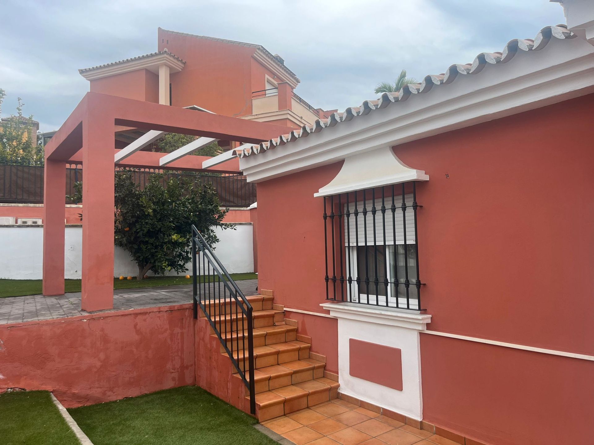 Jardí de Casa adosada en venda en Vélez-Málaga amb Aire condicionat i Piscina comunitària