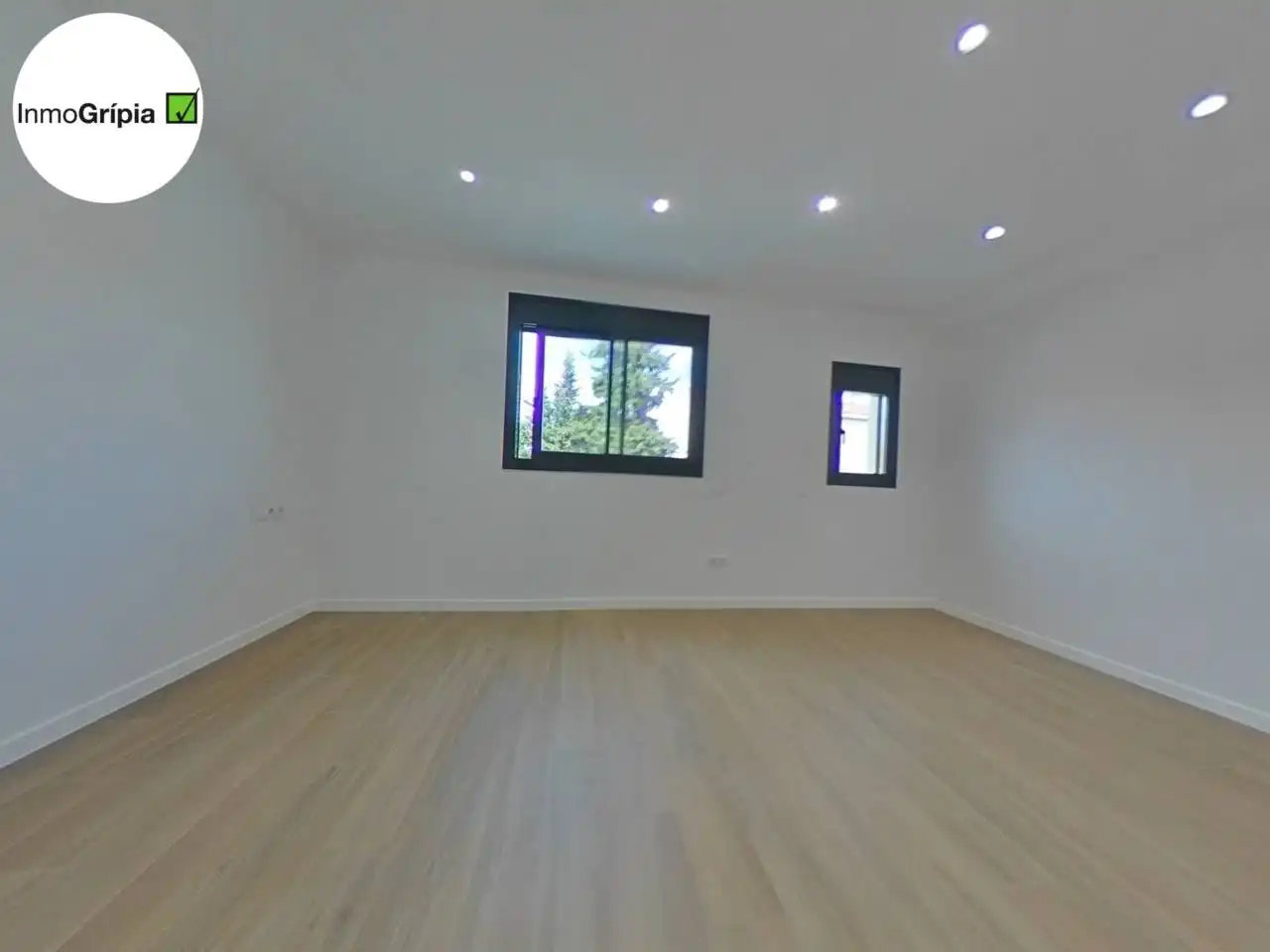 Dormitori de Casa o xalet en venda en Terrassa amb Aire condicionat, Calefacció i Terrassa