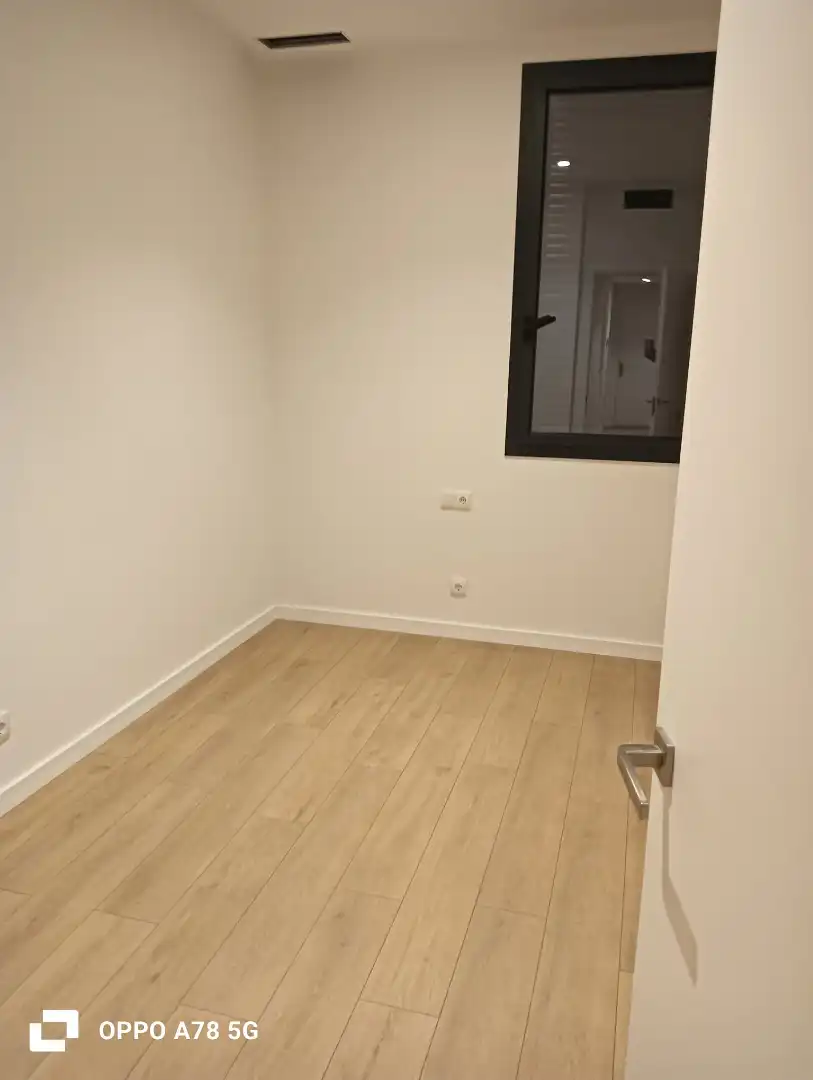 Piso de alquiler en Mataró con Aire acondicionado, Calefacción y Horno