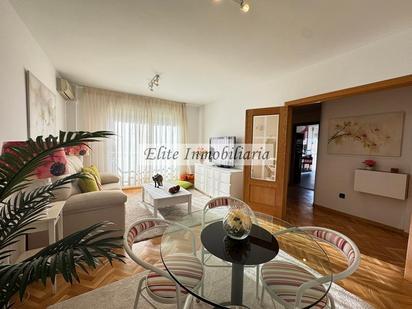 Living room of Duplex for sale in Alcorcón  with Heating, Terrace and Storage room