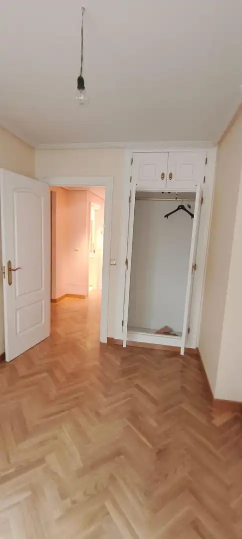 Dormitori de Casa o xalet en venda en Valladolid amb Aire condicionat, Calefacció i Terrassa