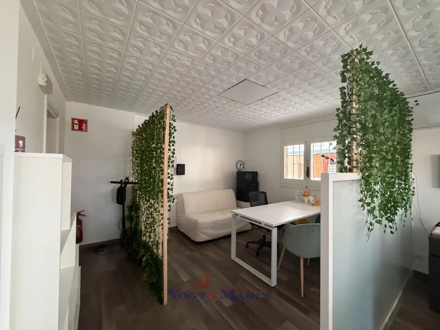 Local comercial en venta en Carrer Port Empordà, imagen 4