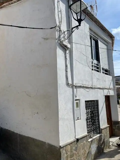 Vista exterior de Casa o xalet en venda en Nacimiento amb Traster i Moblat