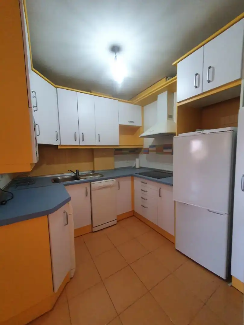 Cocina de Piso en venta en Talavera de la Reina con Aire acondicionado, Calefacción y Amueblado