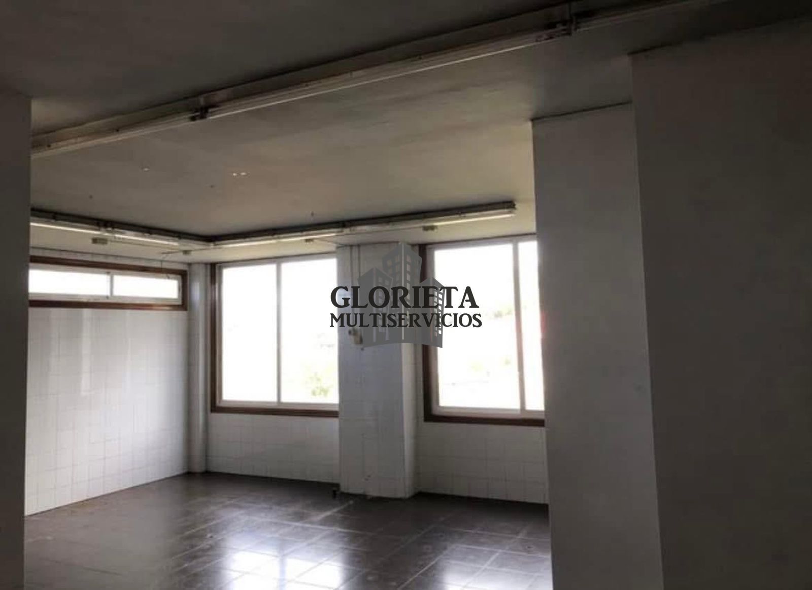 Premises to rent in Nigrán  with Furnished