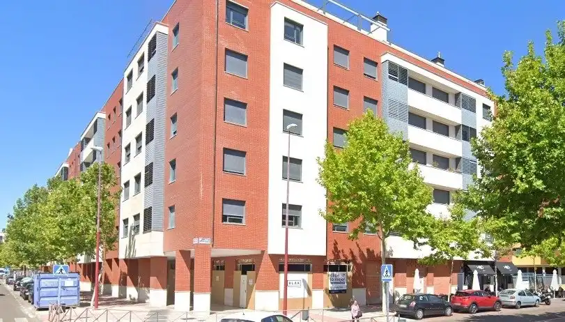 Außenansicht von Büro zur Miete in Villa de Prado