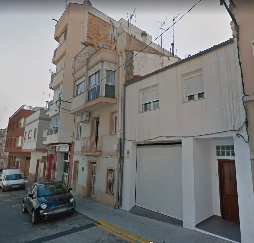 Vista exterior de Pis en venda en Sant Carles de la Ràpita amb Calefacció