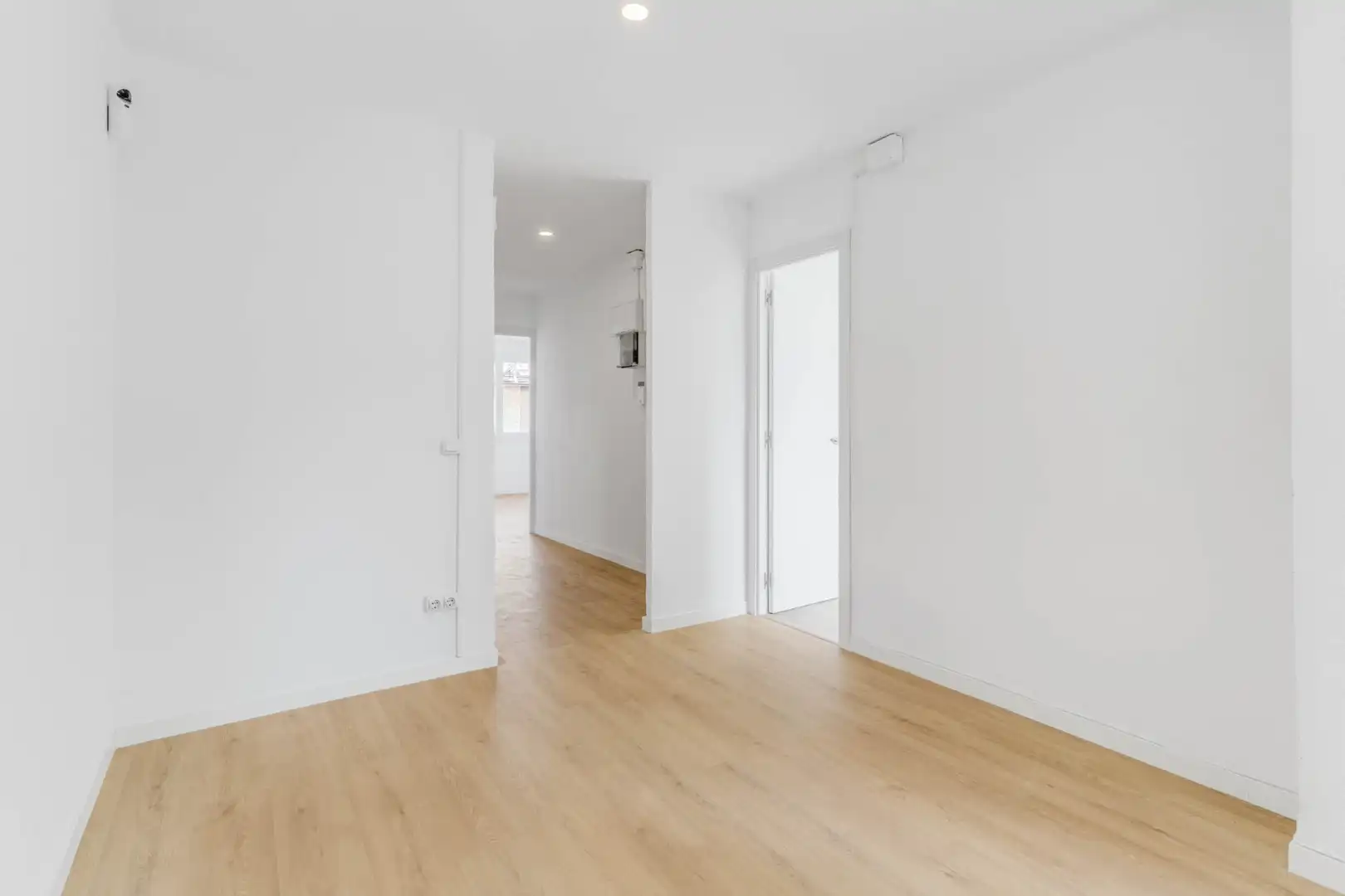 Piso en venta en L'Hospitalet de Llobregat con Parquet y Horno