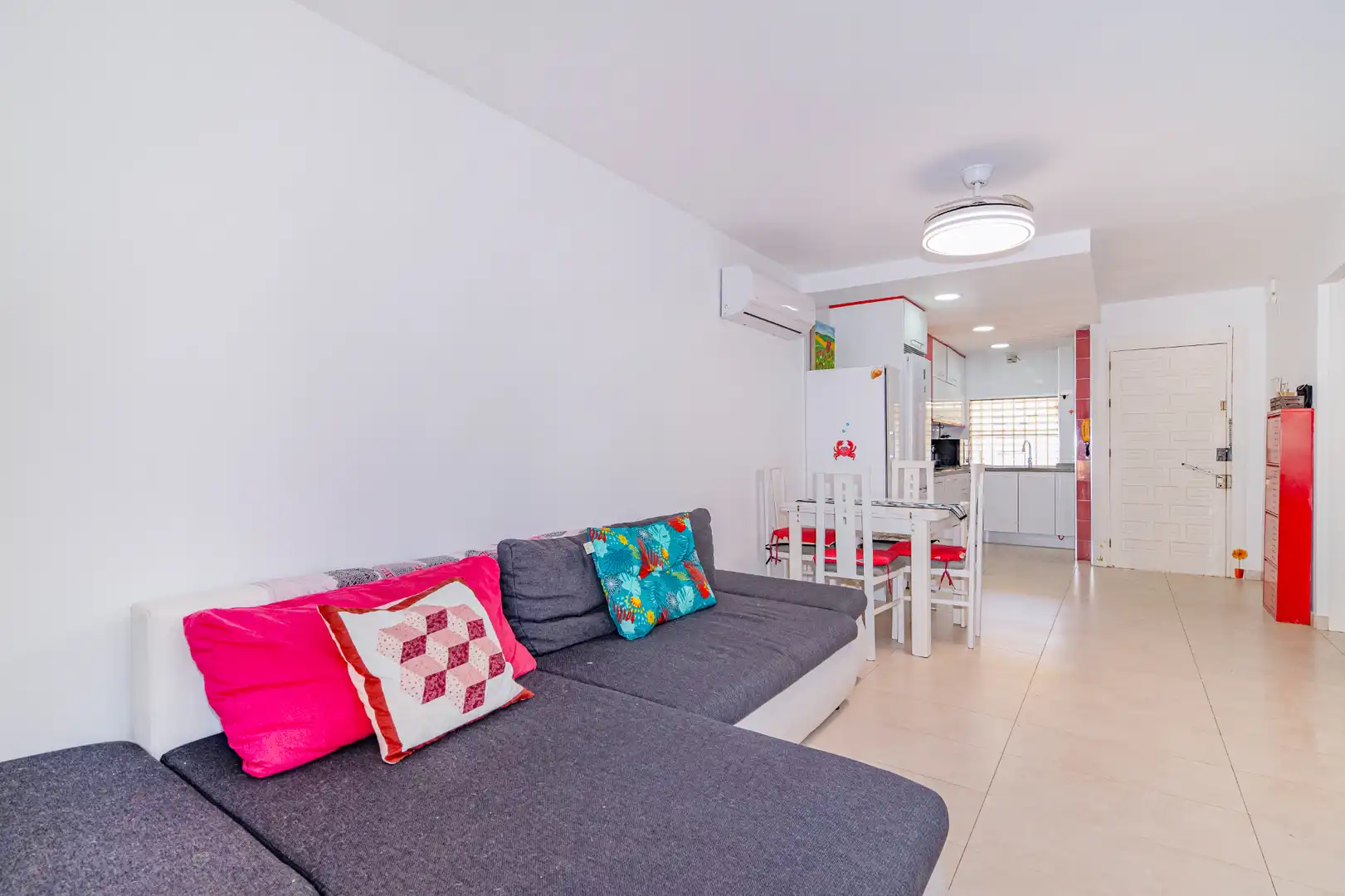 Wohnzimmer von Wohnung zur Miete in Almuñécar mit Klimaanlage, Heizung und Terrasse