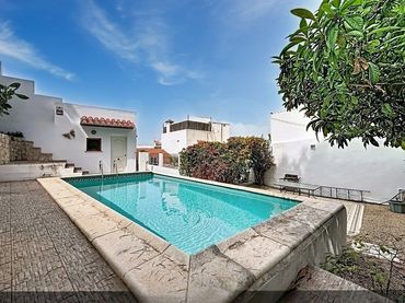Casa amb piscina en venda a Oliva pueblo