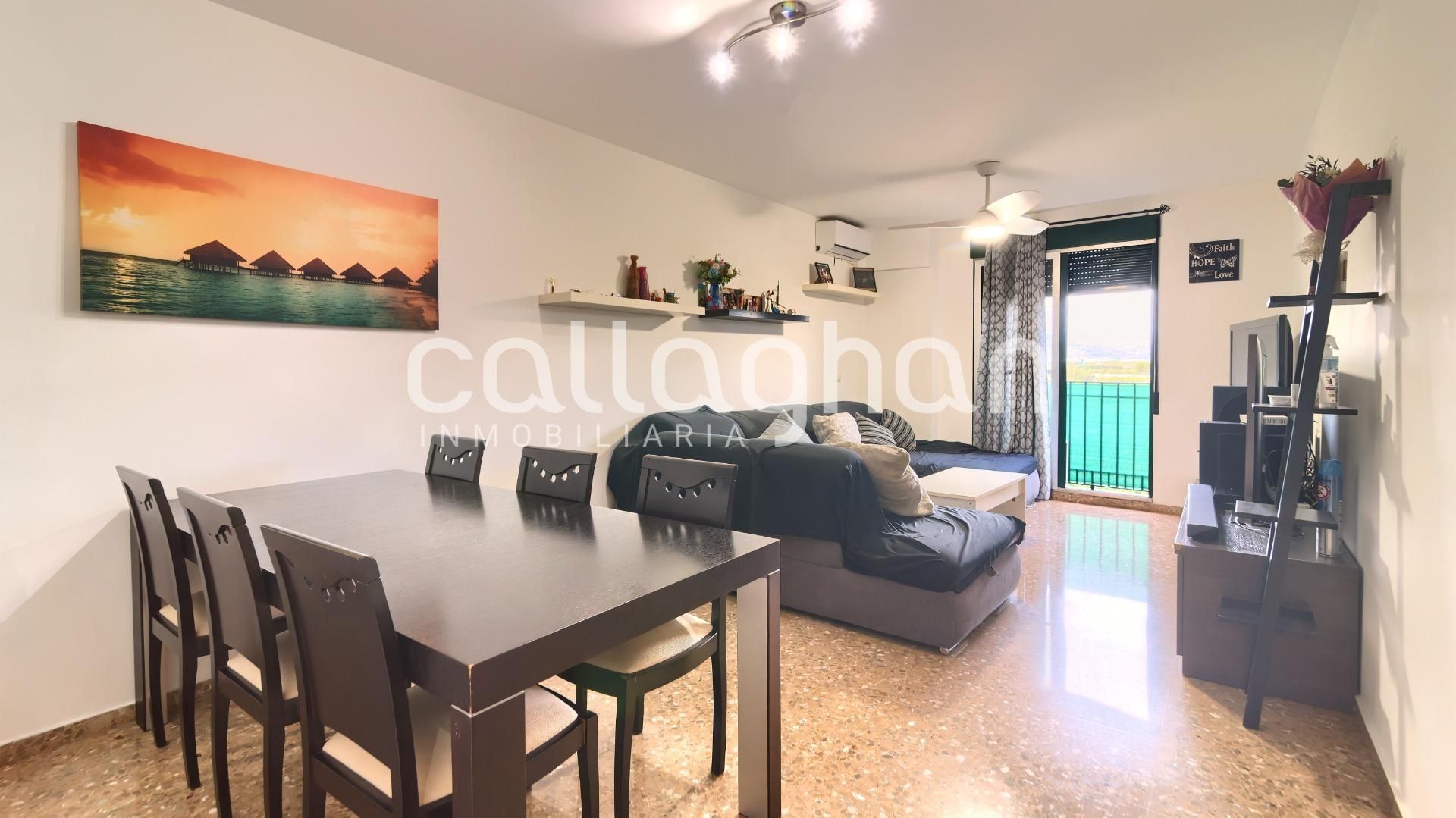 Living room of Flat for sale in Faura  with Air Conditioner and Balcony