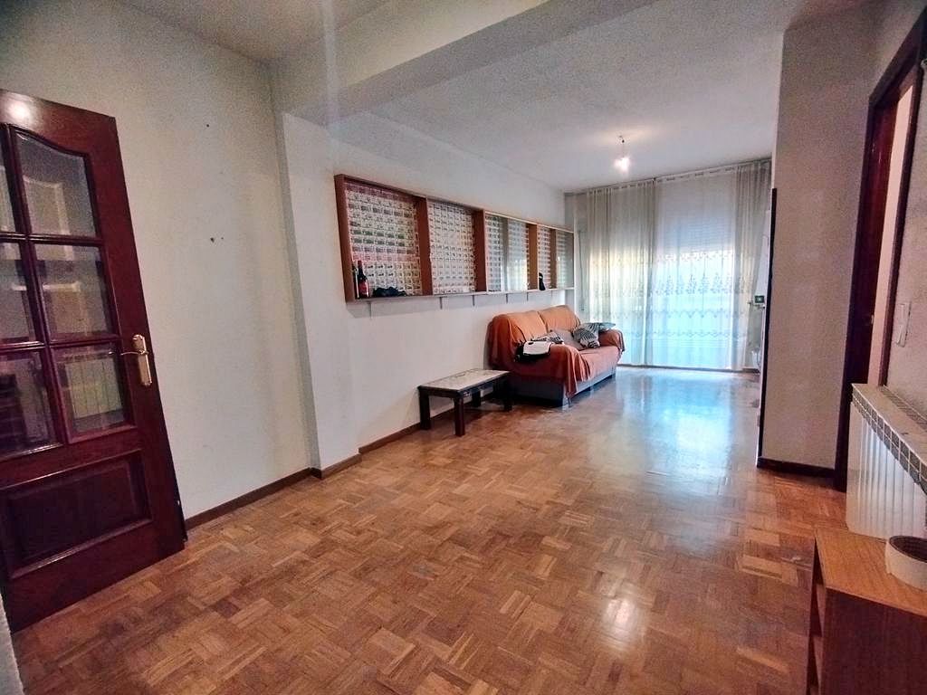 Sala d'estar de Pis en venda en Leganés amb Calefacció, Parquet i Terrassa