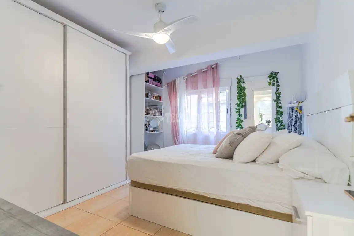Bedroom of Flat for sale in Motril