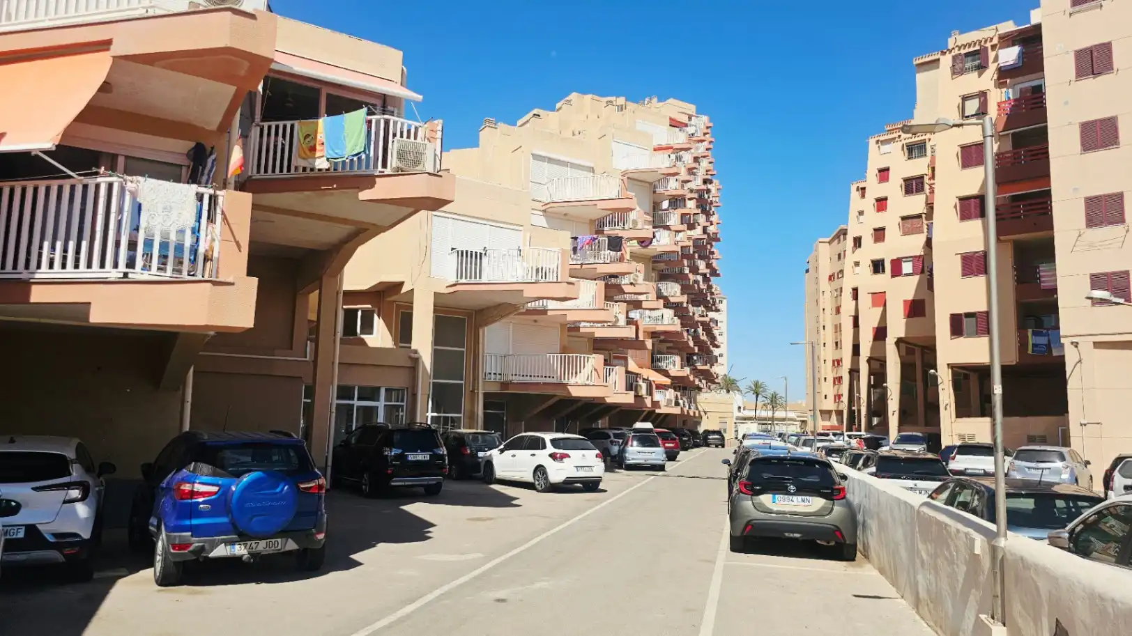 Vista exterior de Estudi en venda en La Manga del Mar Menor amb Aire condicionat, Calefacció i Terrassa
