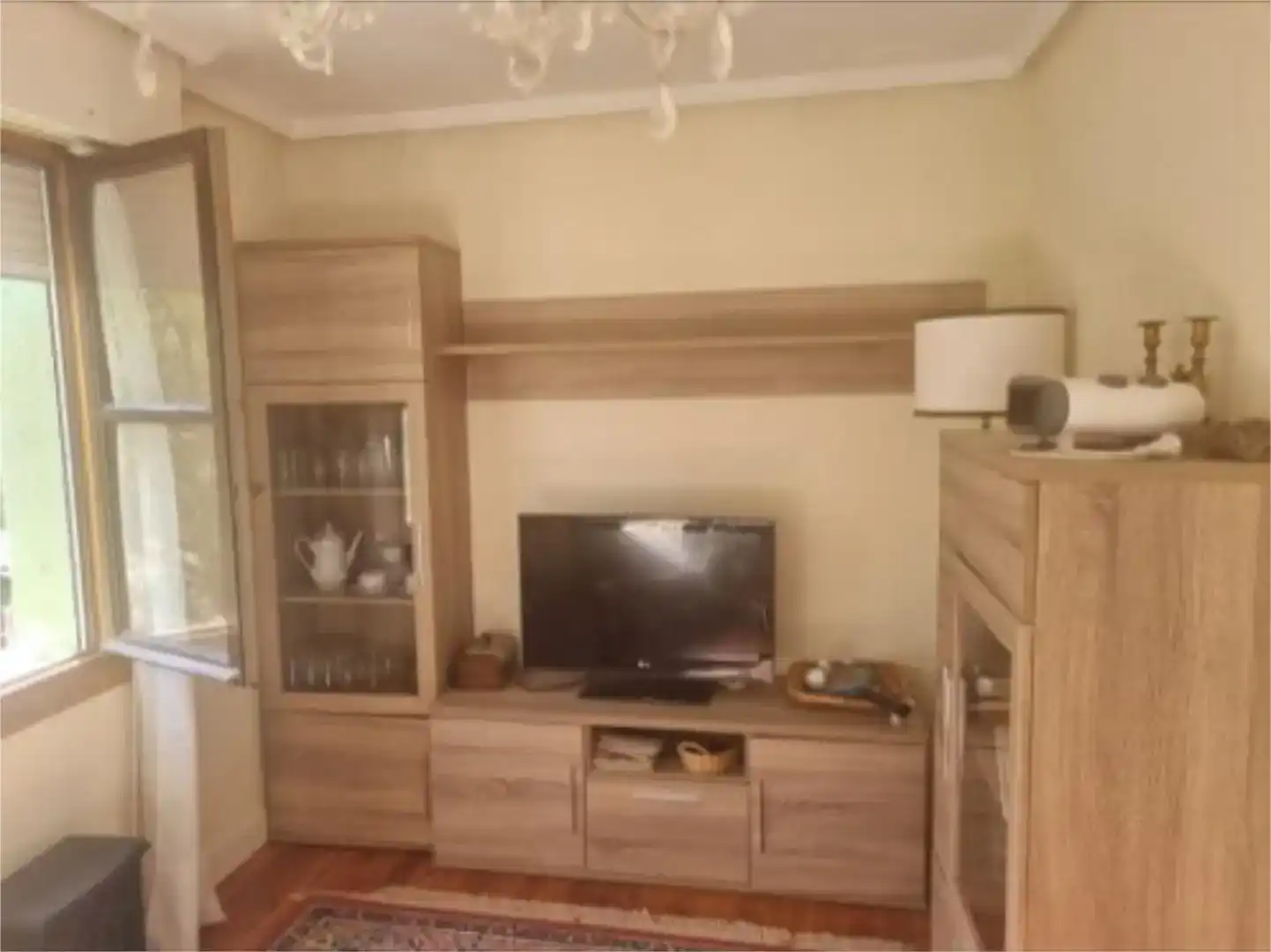 Sala d'estar de Casa o xalet en venda en Cordovín