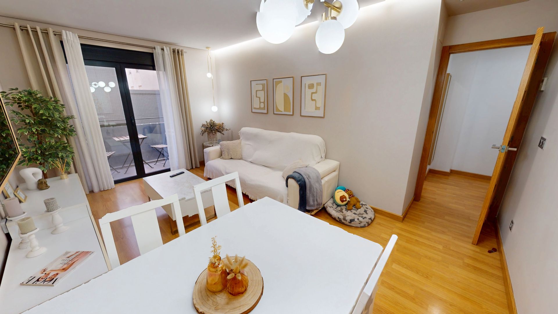 Sala d'estar de Pis en venda en Elche / Elx amb Aire condicionat, Calefacció i Parquet