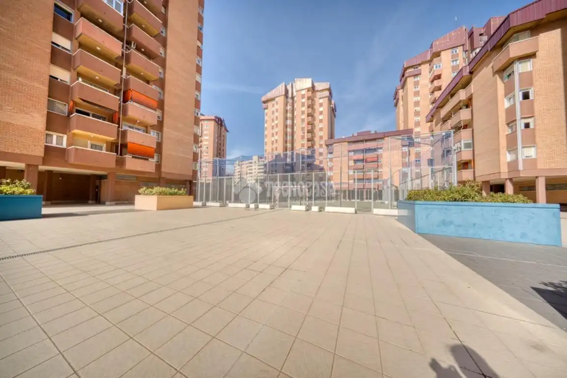 Pis amb piscina en venda a Calle Núñez de Guzmán el Pinciano, imagen 6