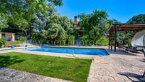 Jardí de Casa o xalet en venda en Torrelodones amb Aire condicionat, Terrassa i Piscina