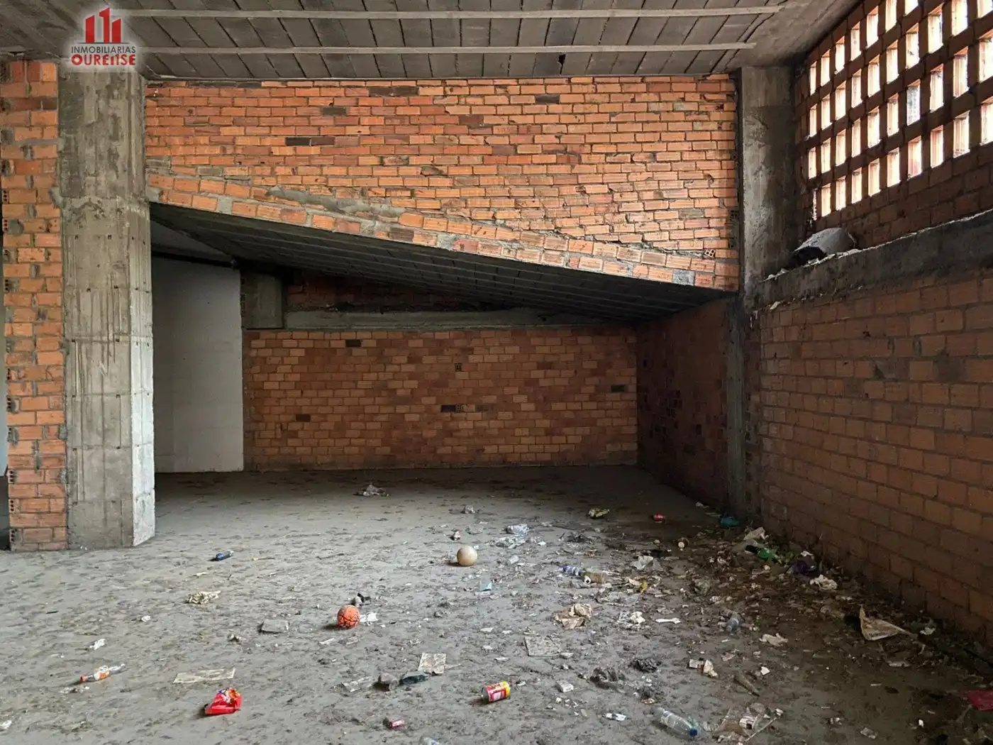 Local comercial de lloguer a Couto, imagen 8