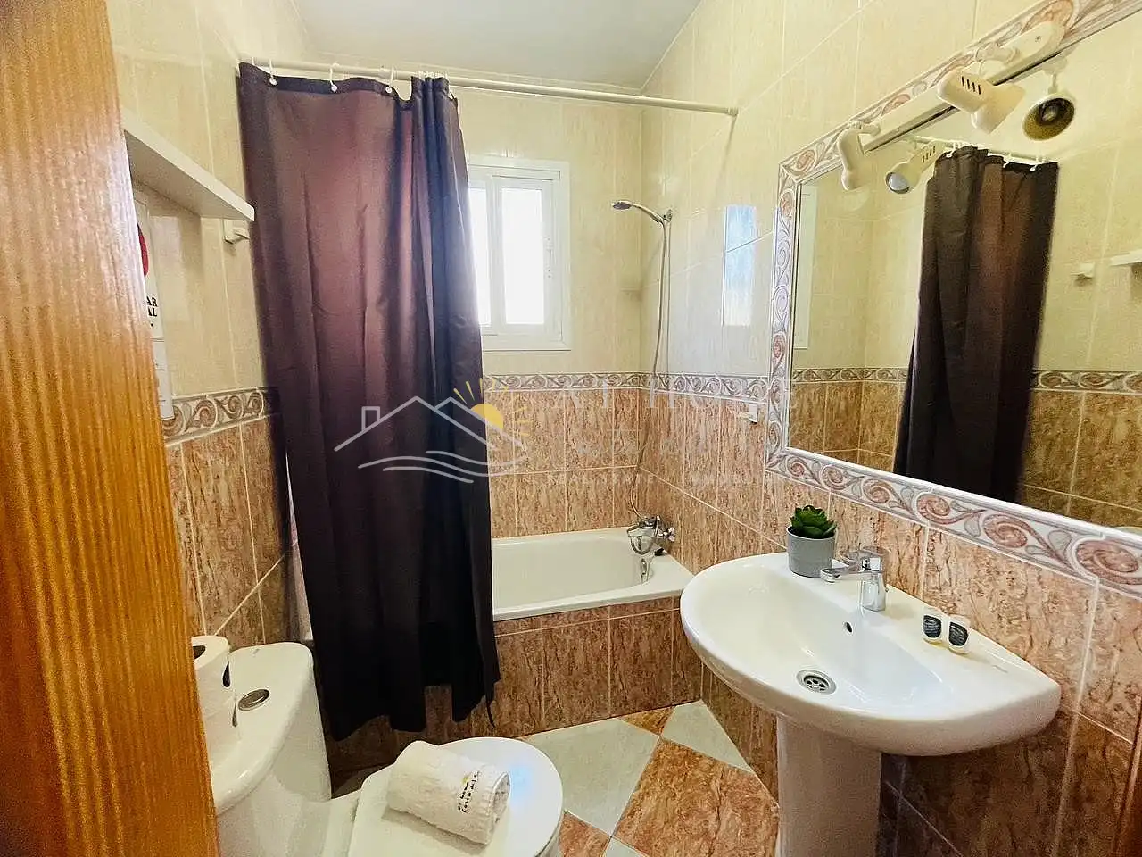 Baño de Casa o chalet de alquiler en Torrox con Terraza, Piscina y Horno