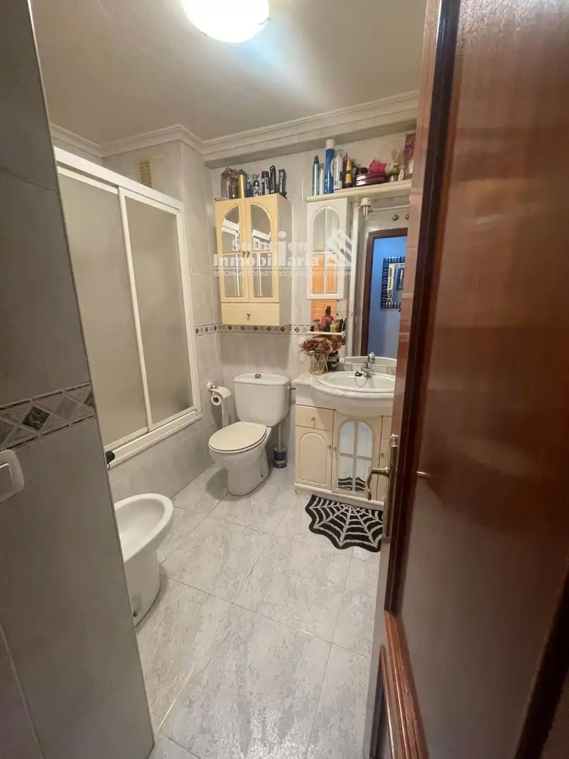 Baño de Piso en venta en Salamanca con Calefacción y Amueblado