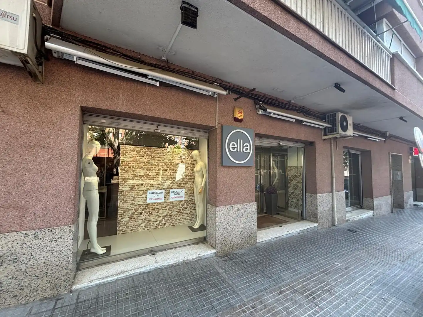 Local de alquiler en Terrassa con Aire acondicionado