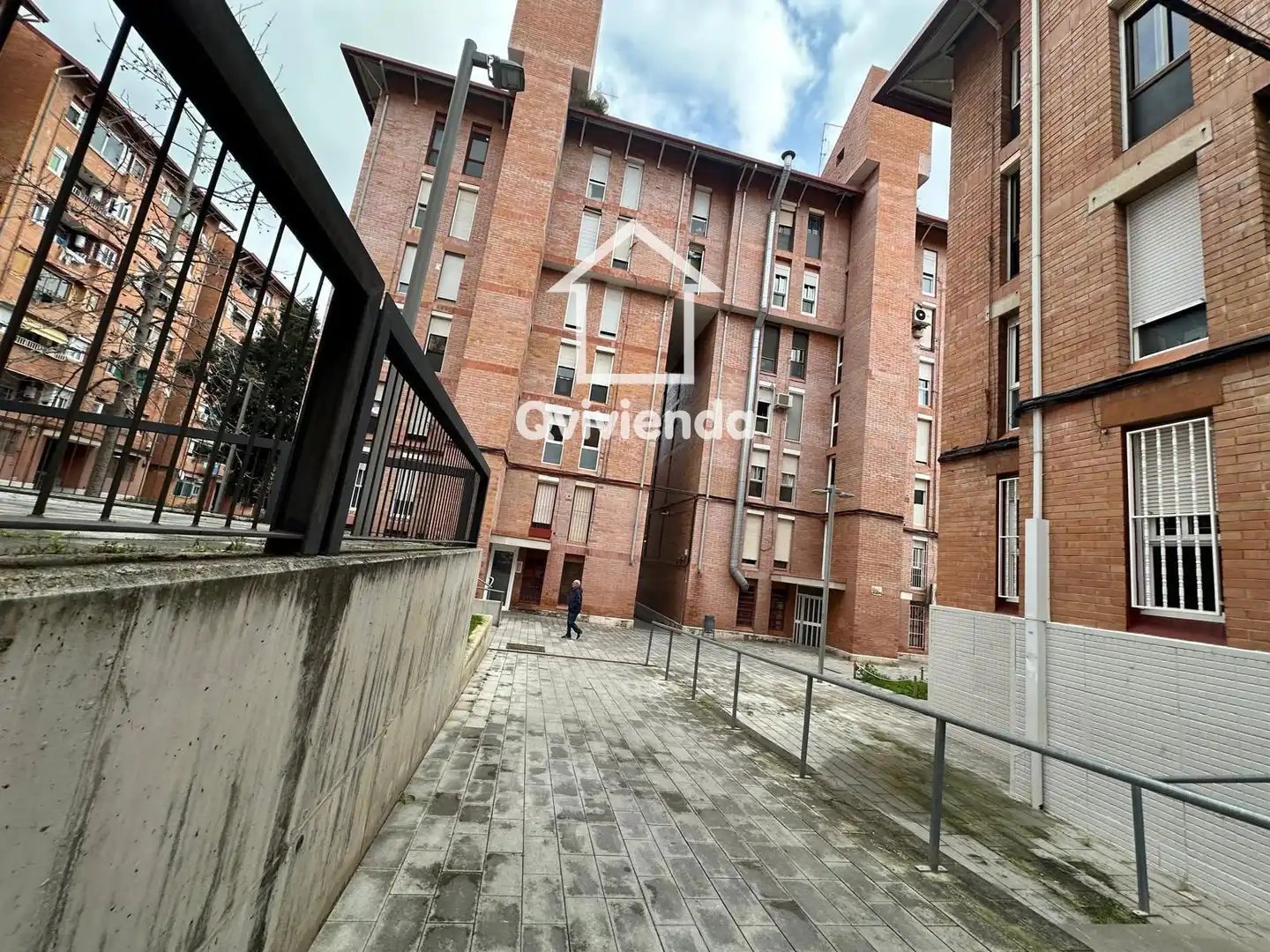 Vista exterior de Pis en venda en Sabadell amb Balcó