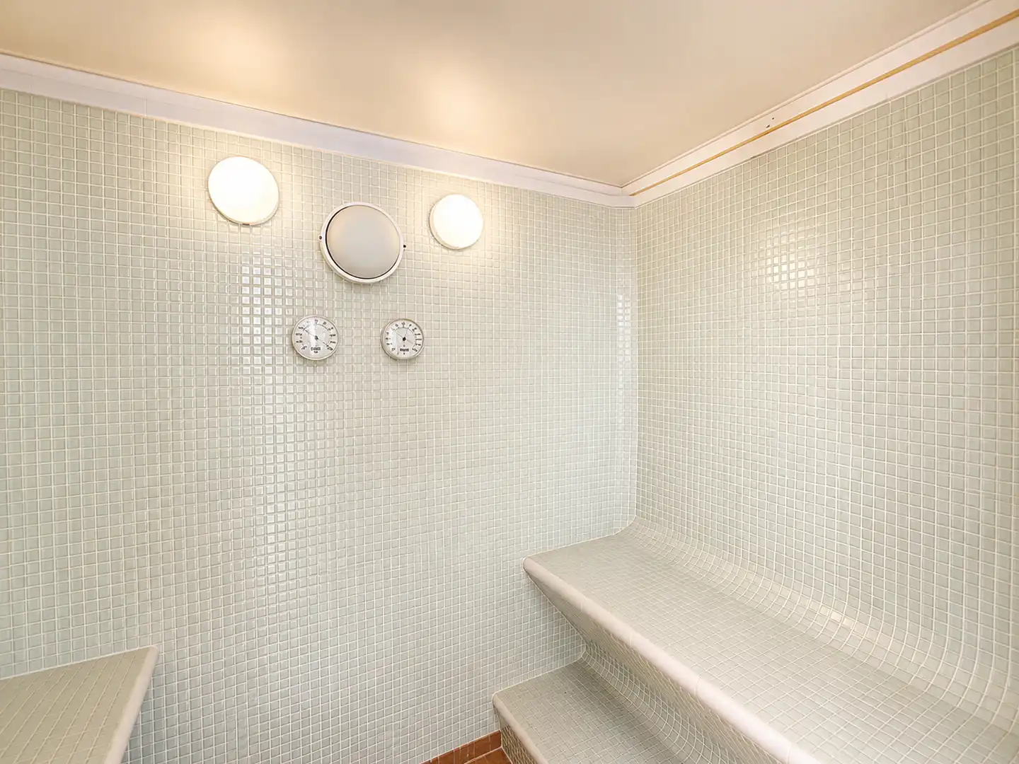House with terrace for sale in Carrer Requesens 167, imagen 8