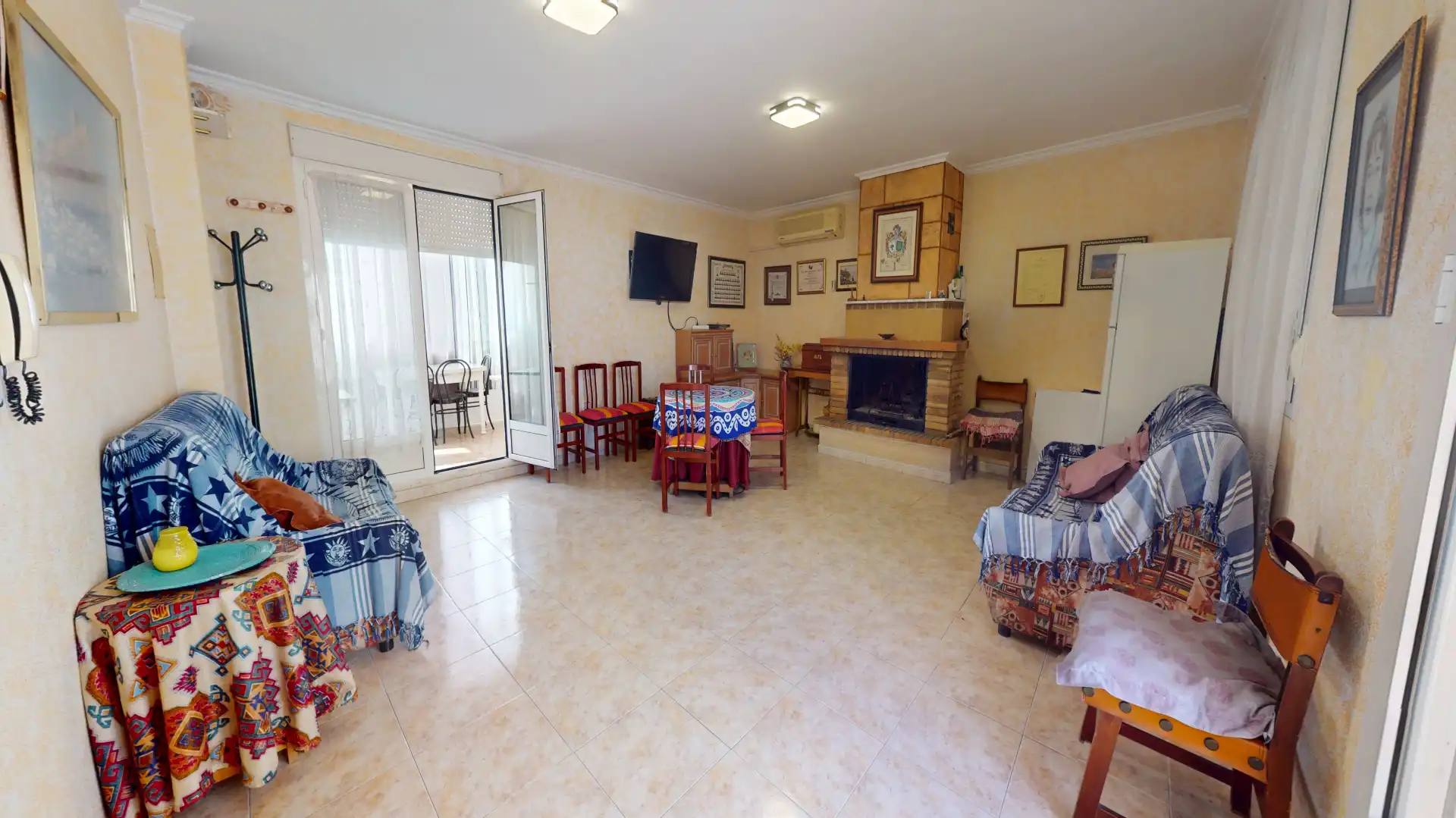 Wohnzimmer von Wohnung zum Verkauf in Sax mit Klimaanlage, Terrasse und Balkon
