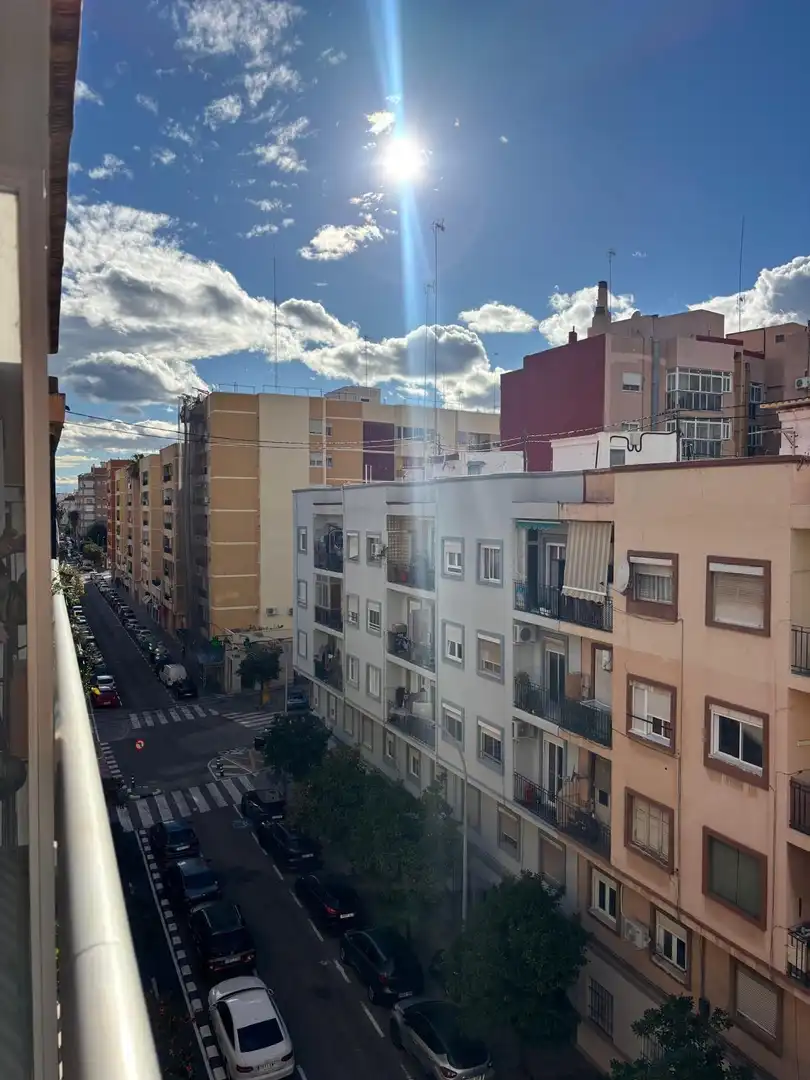 Vista exterior de Piso en venta en Valencia con Aire acondicionado, Calefacción y Balcón