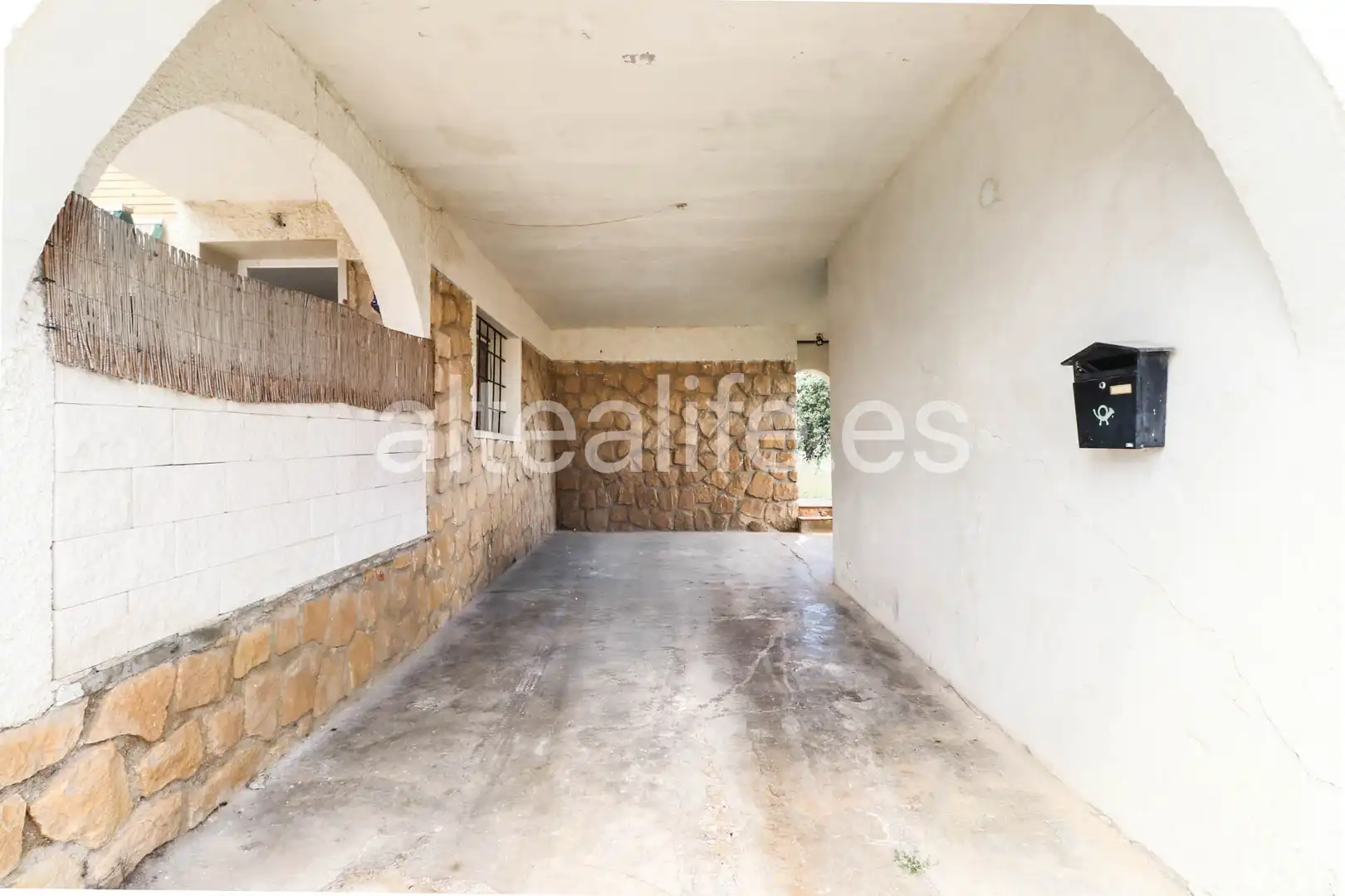 Vista exterior de Casa o chalet en venta en La Nucia con Aire acondicionado, Jardín privado y Terraza
