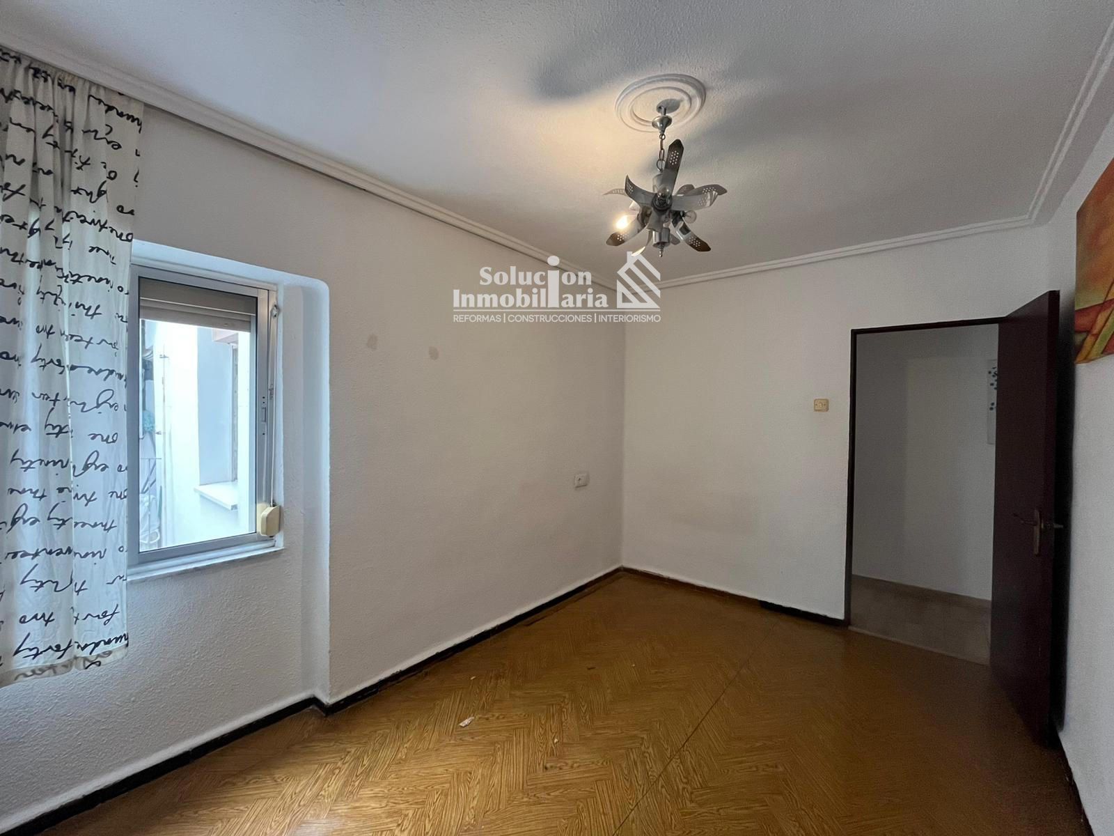 Dormitori de Pis en venda en Salamanca Capital amb Calefacció, Terrassa i Traster