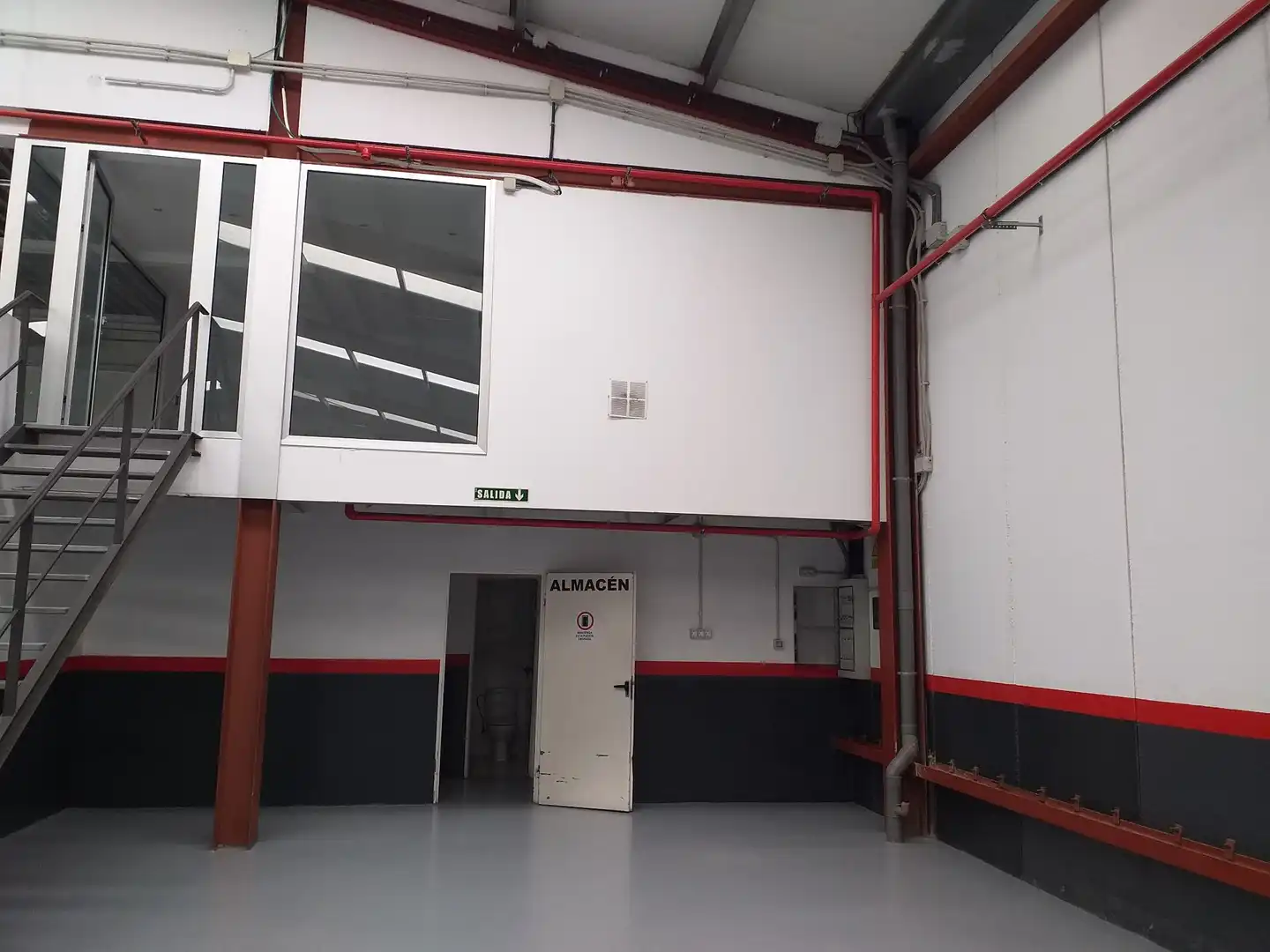 Fabrikhallen zur Miete in El Rosario