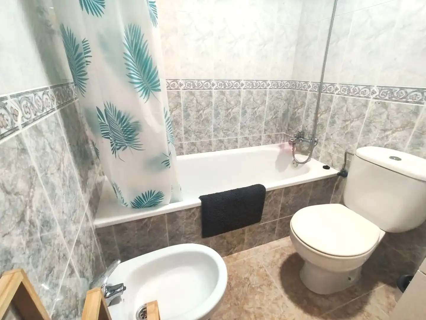 Badezimmer von Maisonette zum Verkauf in Santa Pola mit Klimaanlage, Heizung und Privatgarten