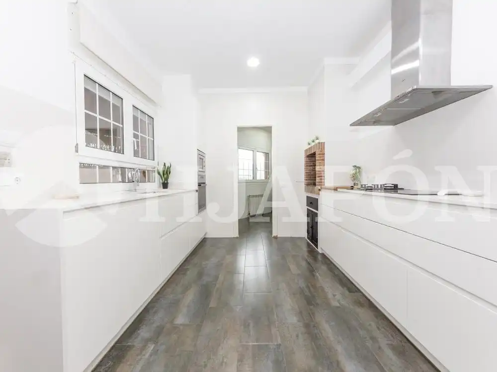 Cocina de Casa o chalet en venta en Argentona con Aire acondicionado, Calefacción y Jardín privado