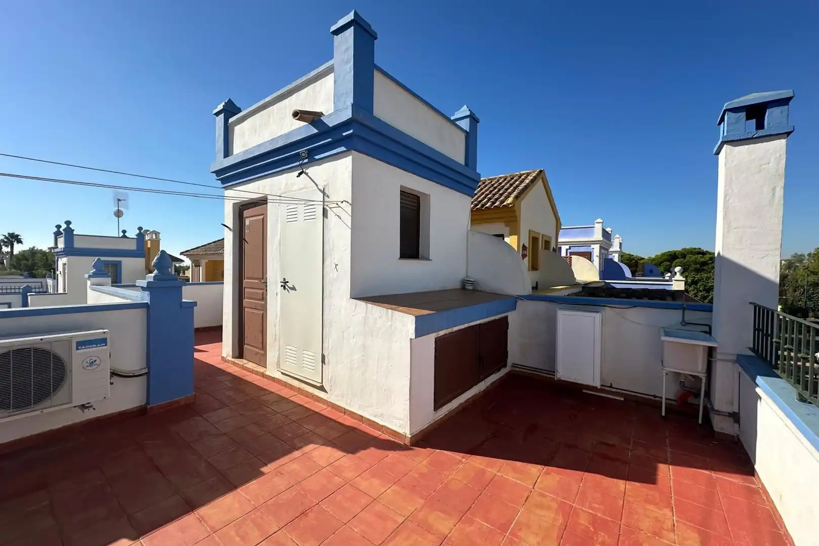 Maison mitoyenne avec terrasse à vendre à Roda, imagen 3