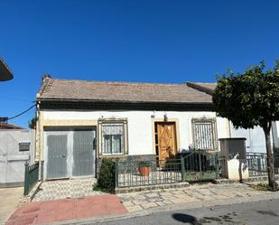 Exterior view of Single-family semi-detached for sale in Fuente Vaqueros  with Private garden