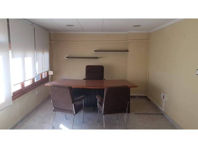 Oficina en Alquiler en Plaza de Toros - Avenida Chapí - Trinquete