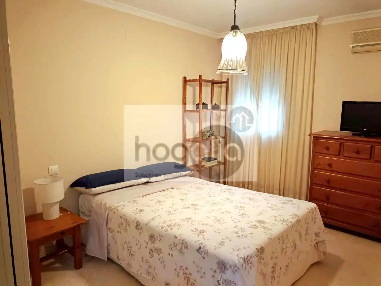 Flat for rent in Triana Oeste