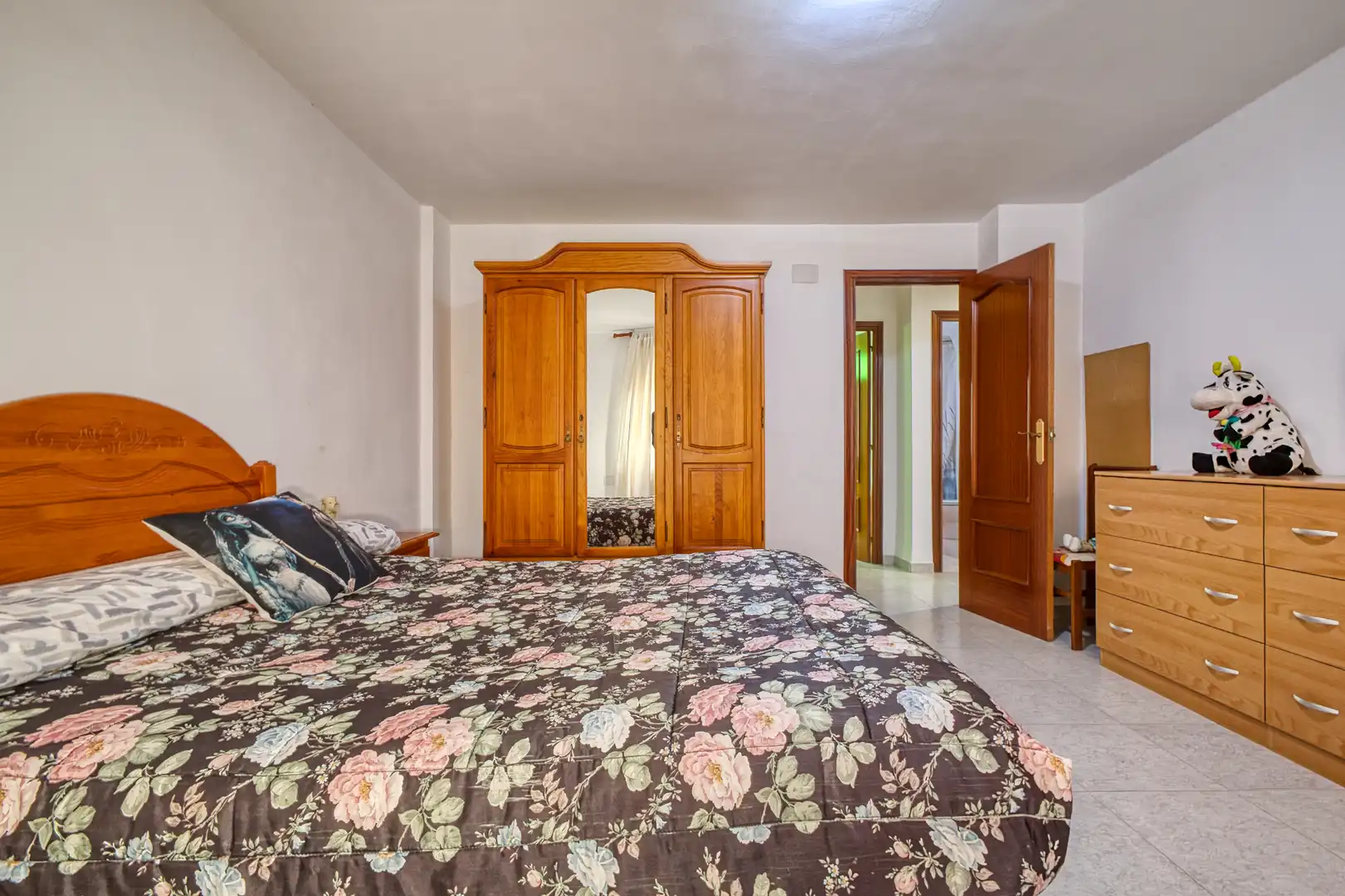 Bedroom of Flat for sale in Jijona / Xixona  with Storage room, Furnished and Oven