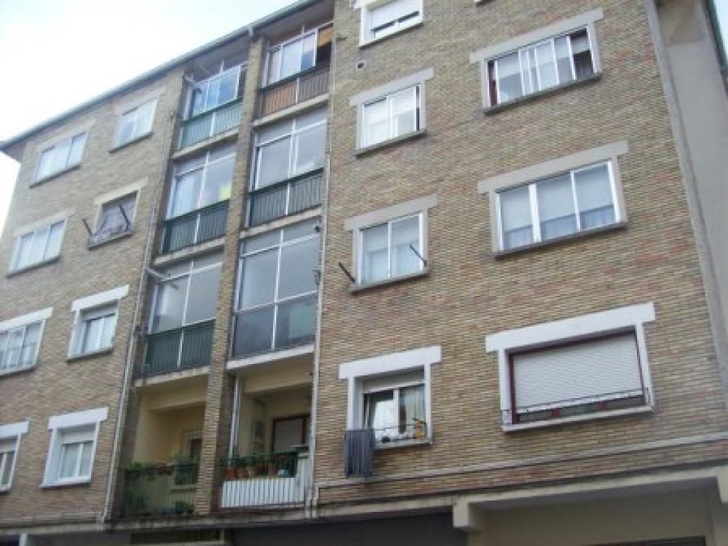 Vista exterior de Piso en venta en  Pamplona / Iruña