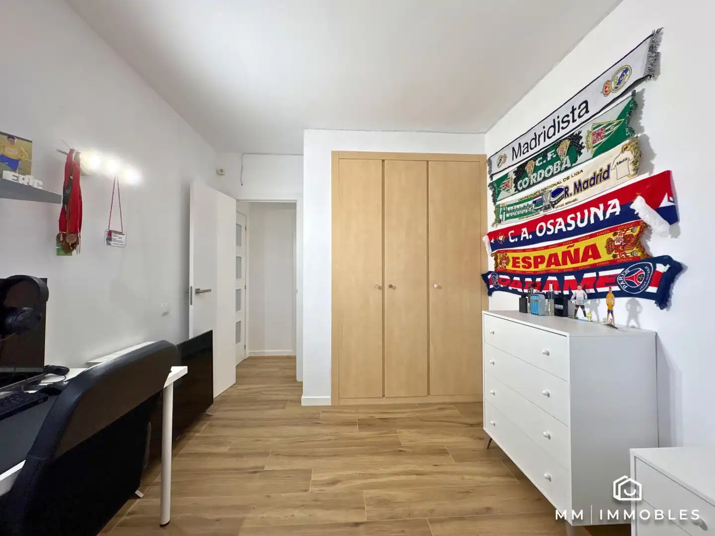 Habitación de Piso en venta en Canovelles con Aire acondicionado, Calefacción y Balcón