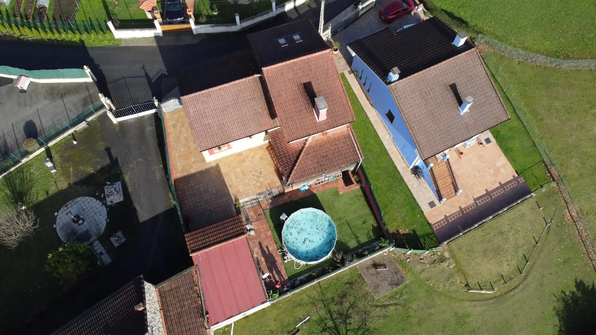 Piscina de Casa o xalet en venda en Langreo amb Calefacció, Jardí privat i Terrassa