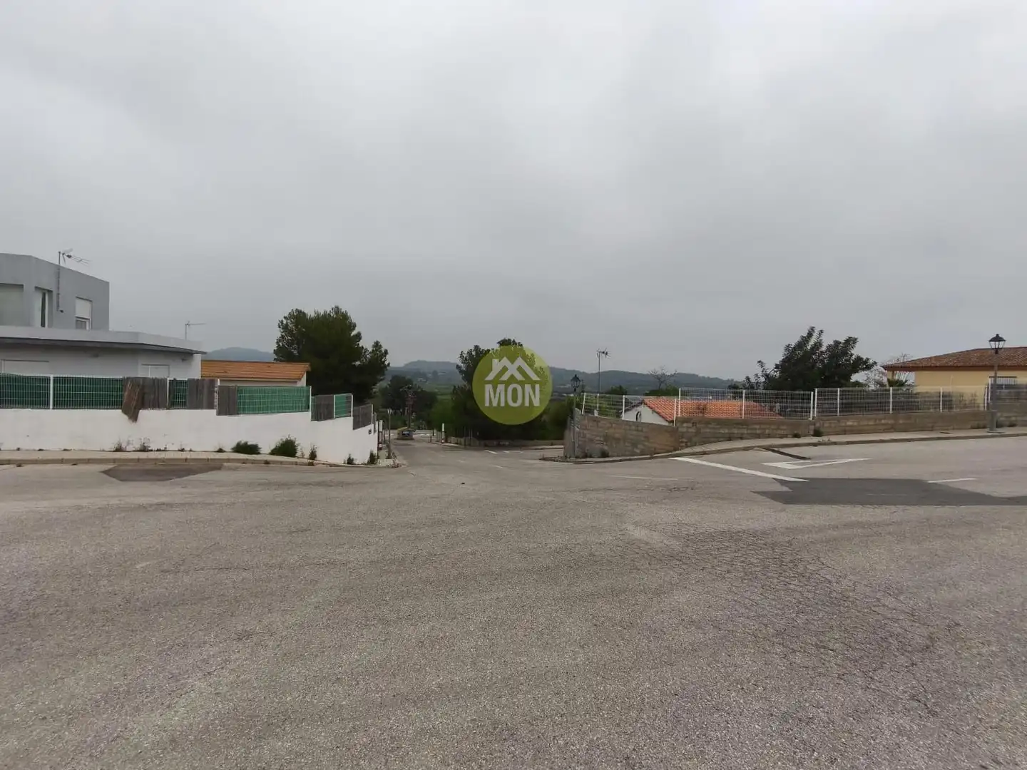 Terreno residencial en venta en Montroi / Montroy, imagen 8