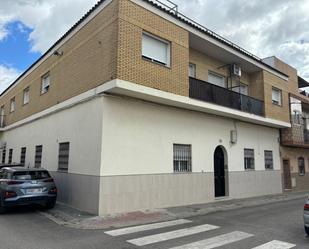 Vista exterior de Pis en venda en  Sevilla Capital amb Terrassa