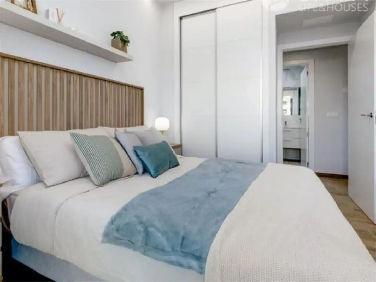 Habitación de Apartamento en venta en Elche / Elx con Piscina y Balcón