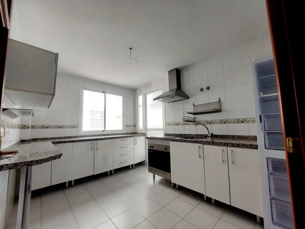 Appartement avec ascenseur à louer à Maria Auxiliadora - Barriada de Llera, imagen 4