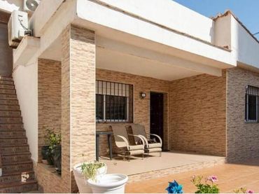 Villa à vendre à Puerto Deportivo