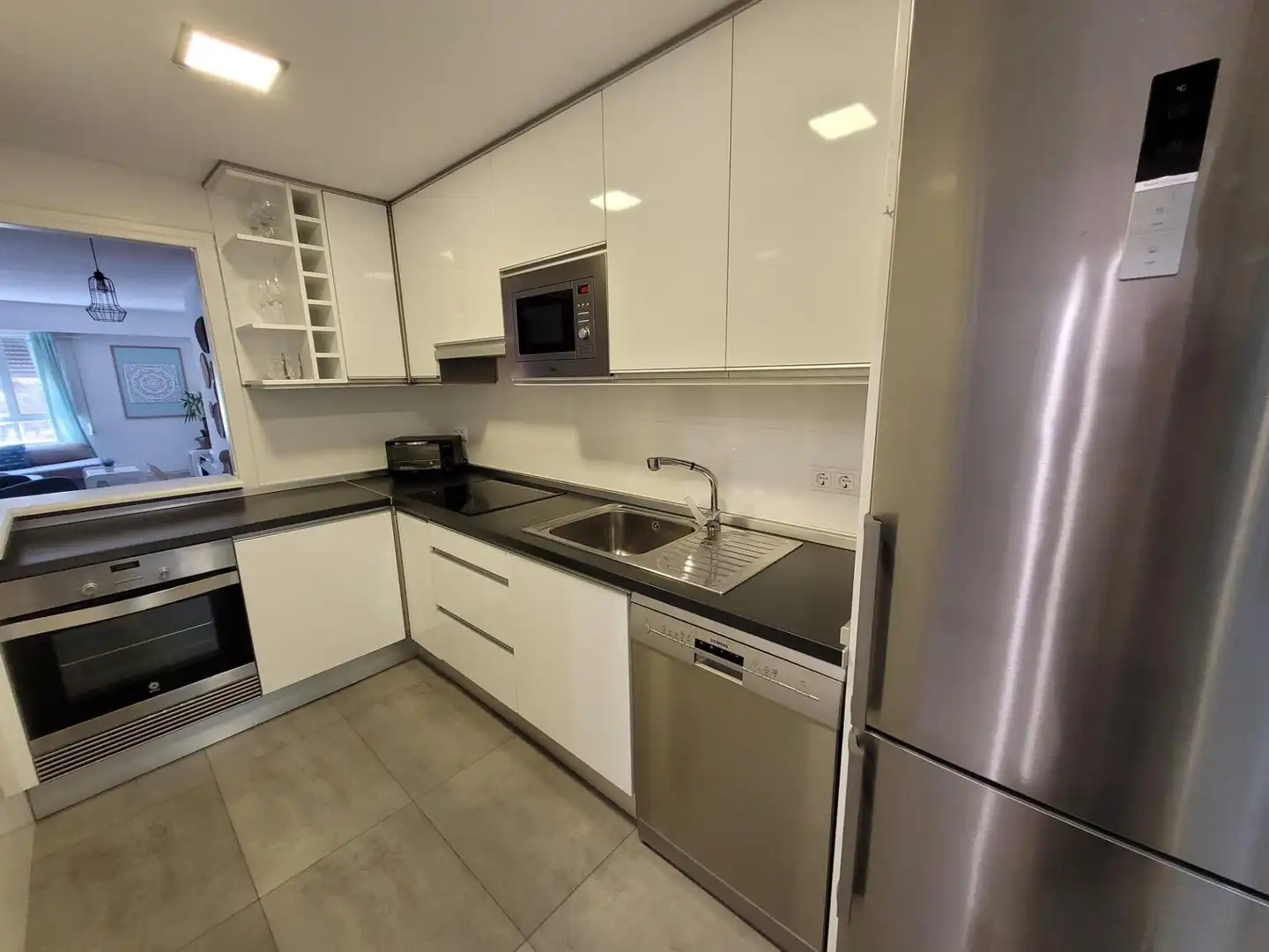 Cuina de Apartament en venda en Alicante / Alacant amb Calefacció, Jardí privat i Terrassa